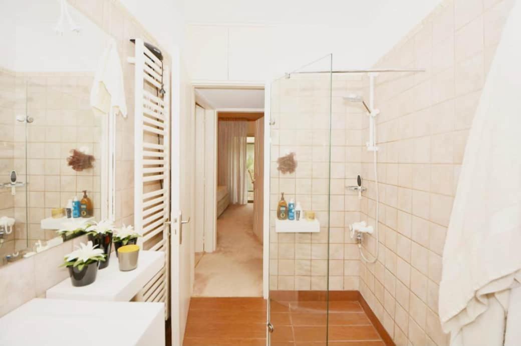 Villasonboard 2 Bed Condo Beach Seaview Greek Riviera Vouliagmeni เอเธนส์ ภายนอก รูปภาพ